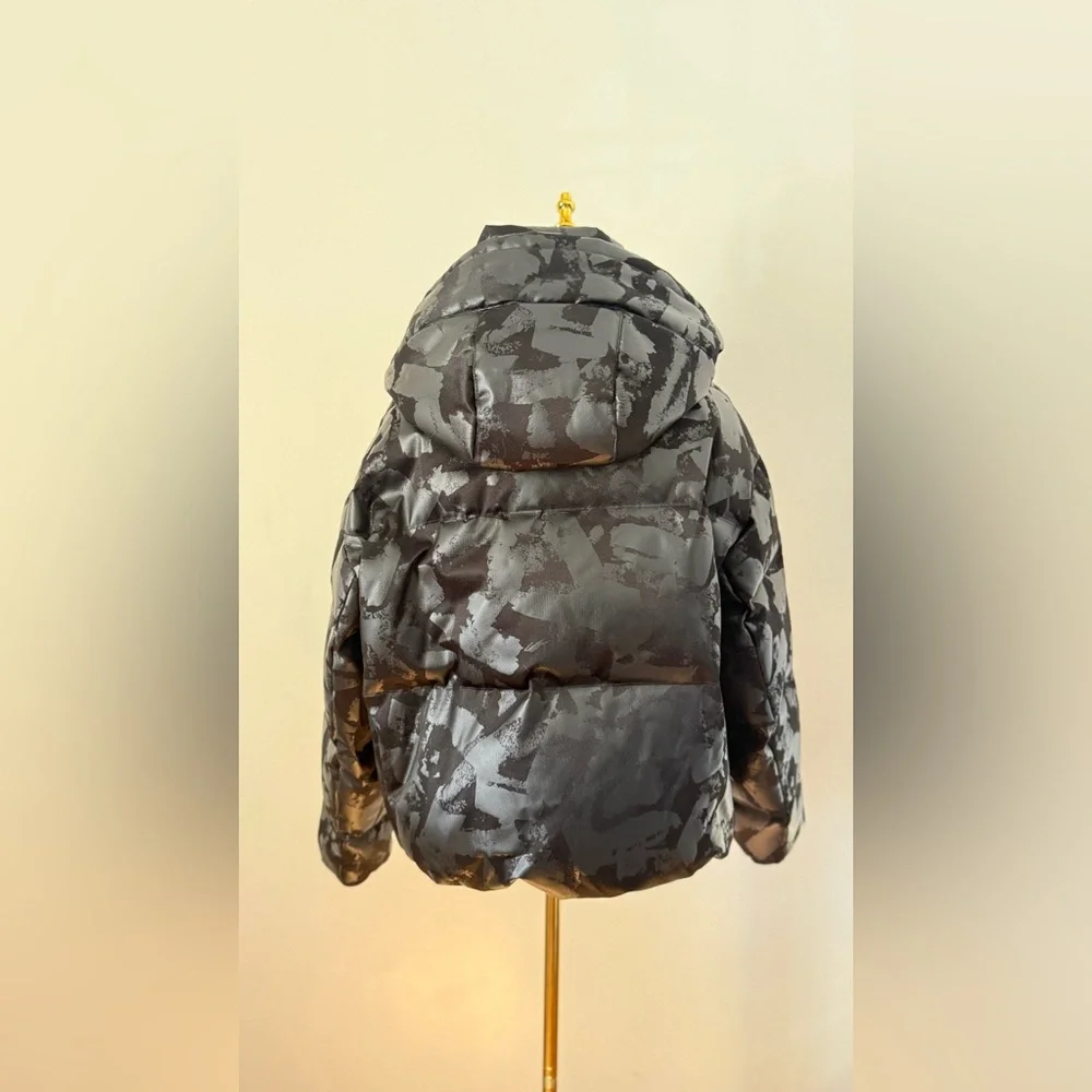 Tumi Utility Expedition Black Camo Down Puffer Woman Size L